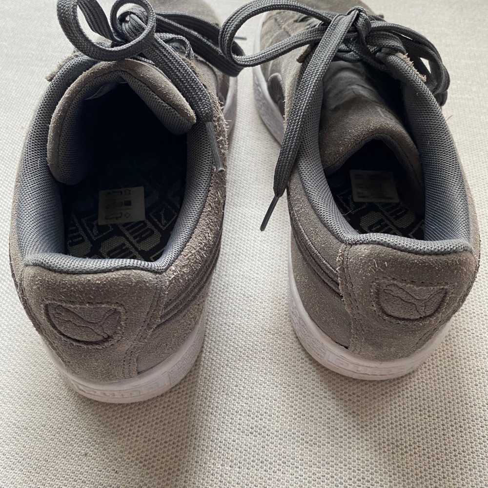 Puma Classic Sneakers, Suede Grey